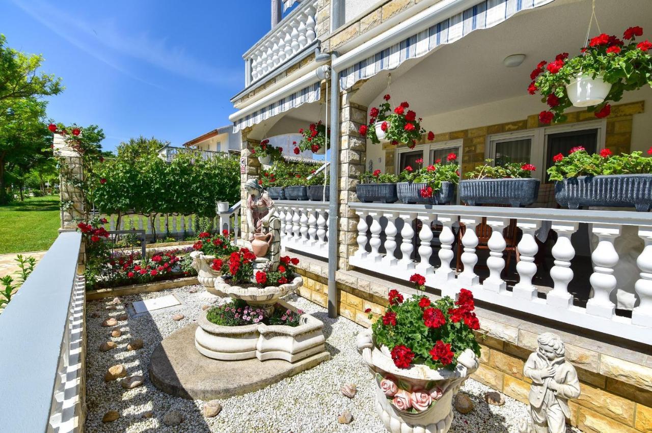 Apartments Rote Rosen Hoek van Holland Ngoại thất bức ảnh